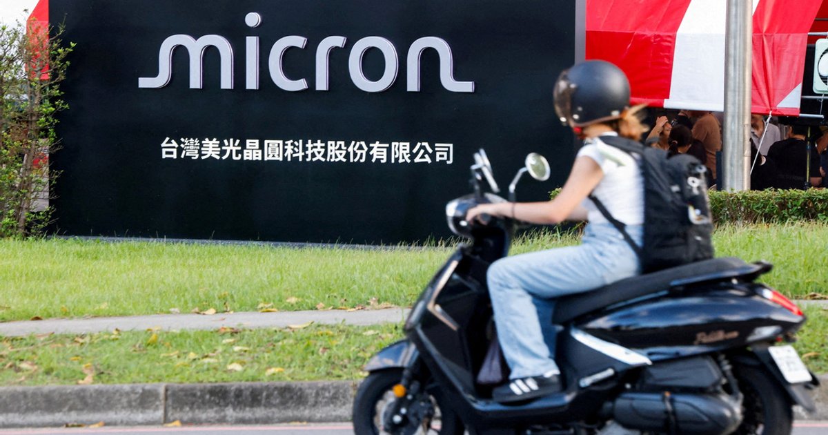 Taiwan president urges Micron staff to pursue sincere bonus talks