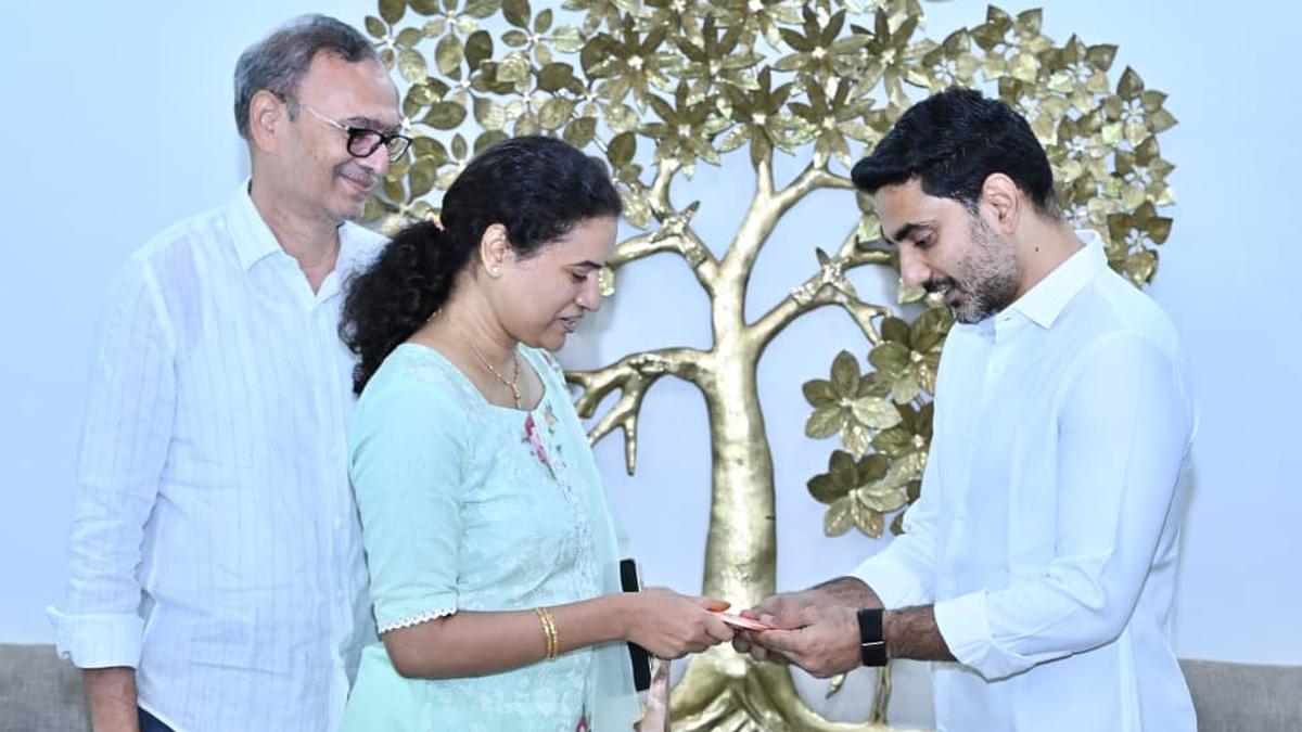 Grandmaster Humpy seeks backing for Amaravati chess academy