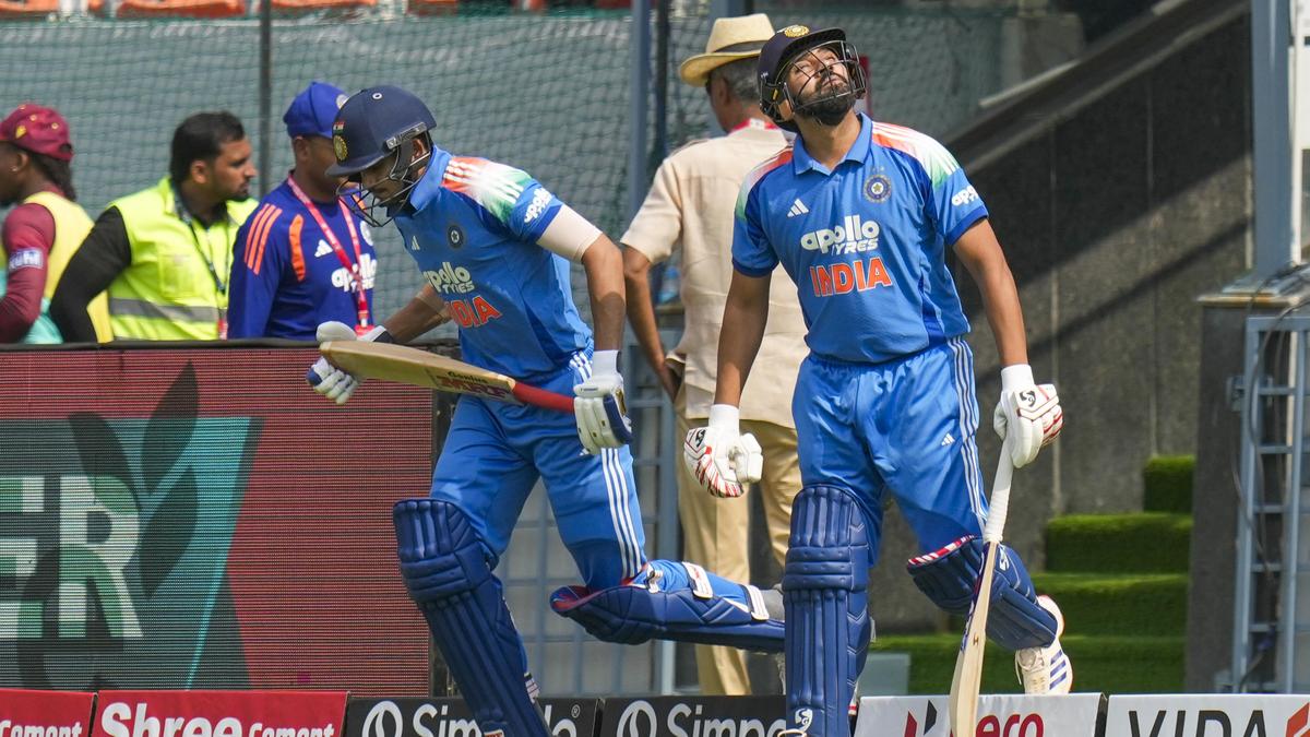 भारत ने वेस्टइंडीज के खिलाफ बल्लेबाजी करने का फैसला किया, कंबोज करेंगे डेब्यू