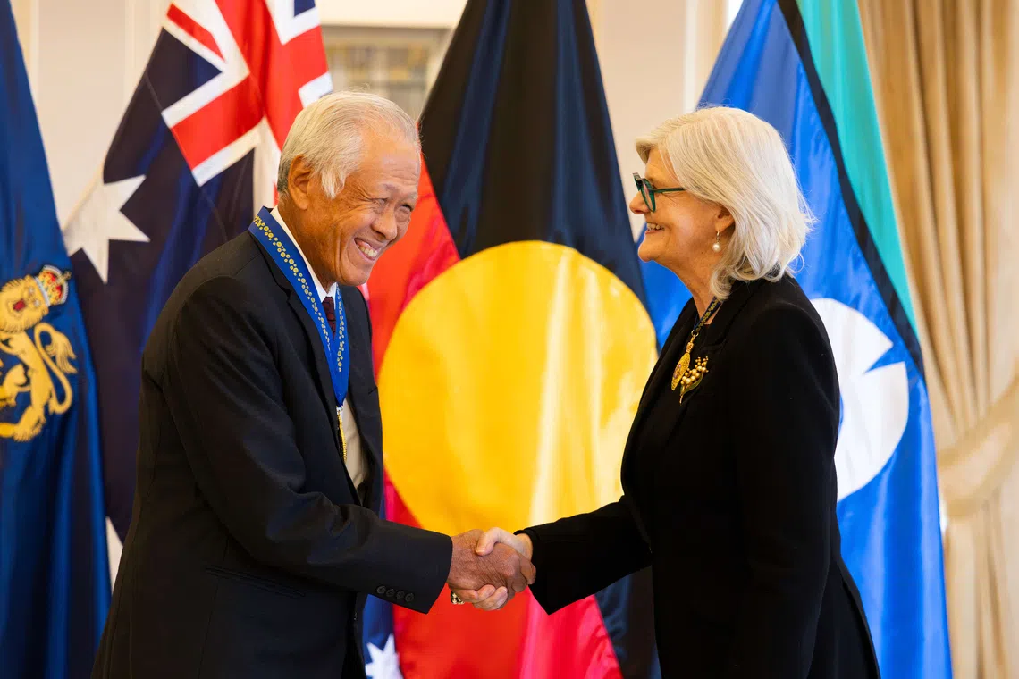 Ng Eng Hen receives Honorary Officer of Order of Australia