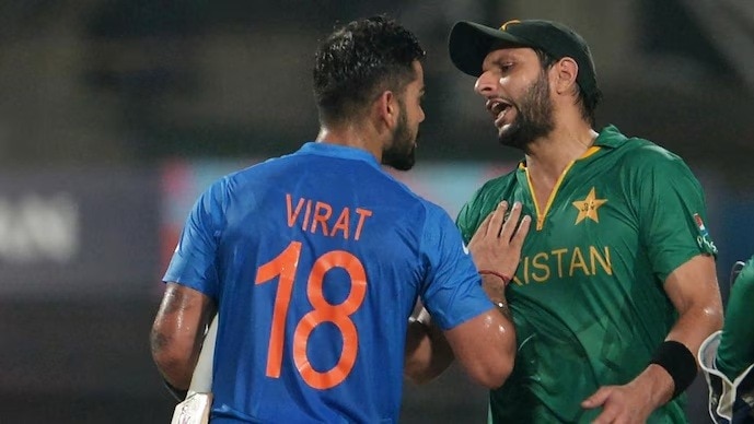 Afridi draws criticism for remarks on women cricketers