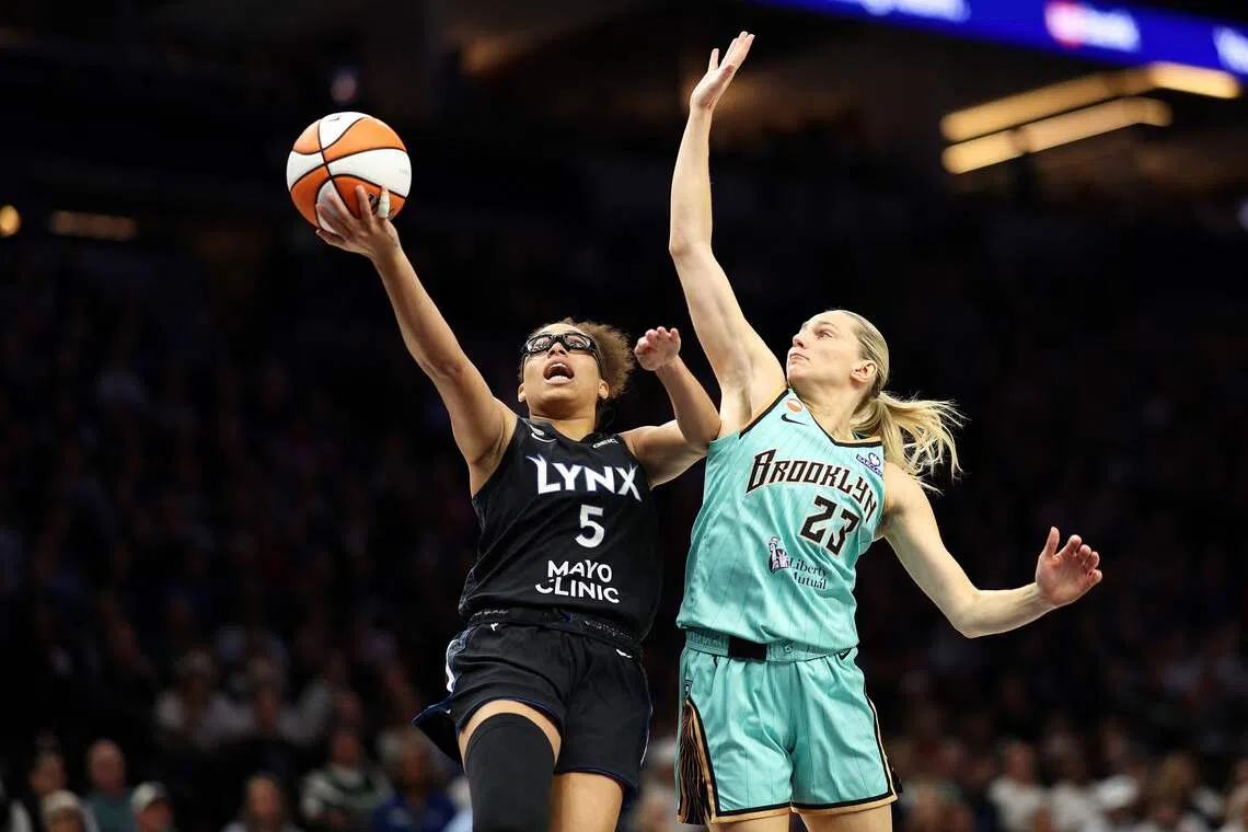 Miles sets new WNBA rookie scoring mark in historic season