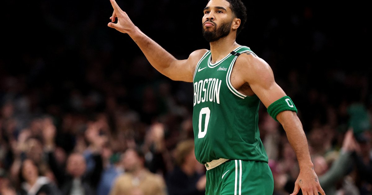 Tatum leads Celtics to victory over struggling Knicks