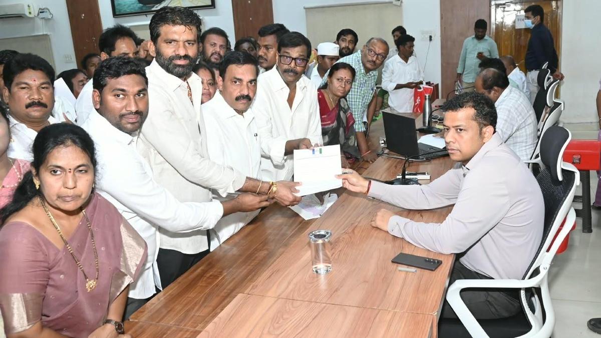 YSRCP challenges Nellore's exclusion from drought relief list