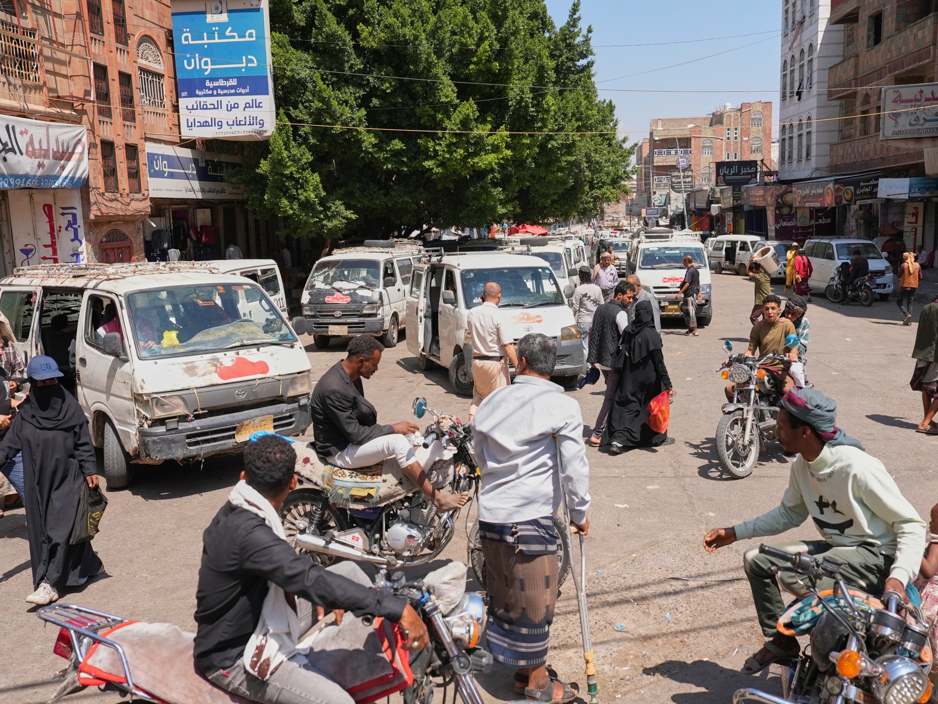 Yemen clashes escalate as humanitarian emergency worsens
