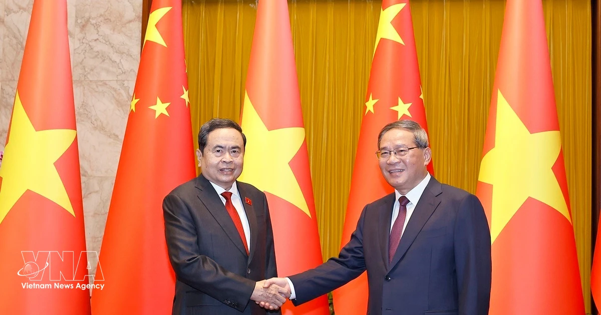 Vietnam's NA President meets Chinese Premier in Beijing