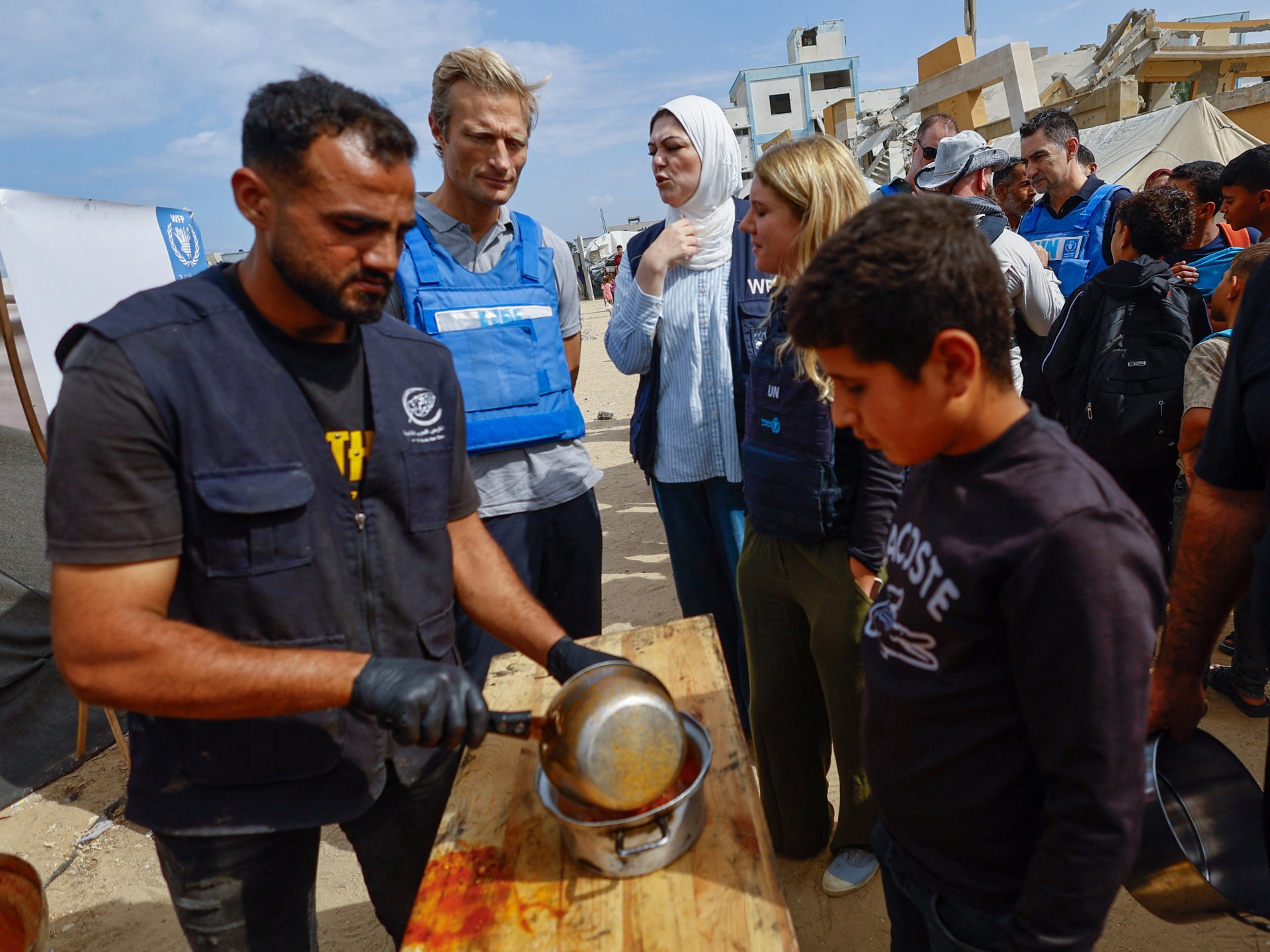 UN Food Agency Slashes Aid to 500,000 Palestinians Amid Funding Crisis