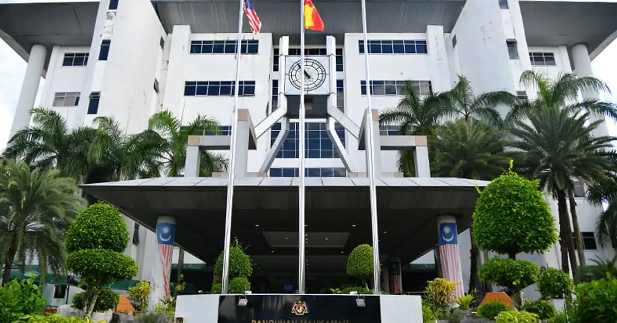 Ex-marketing manager pleads not guilty to forged documents in palm oil deal