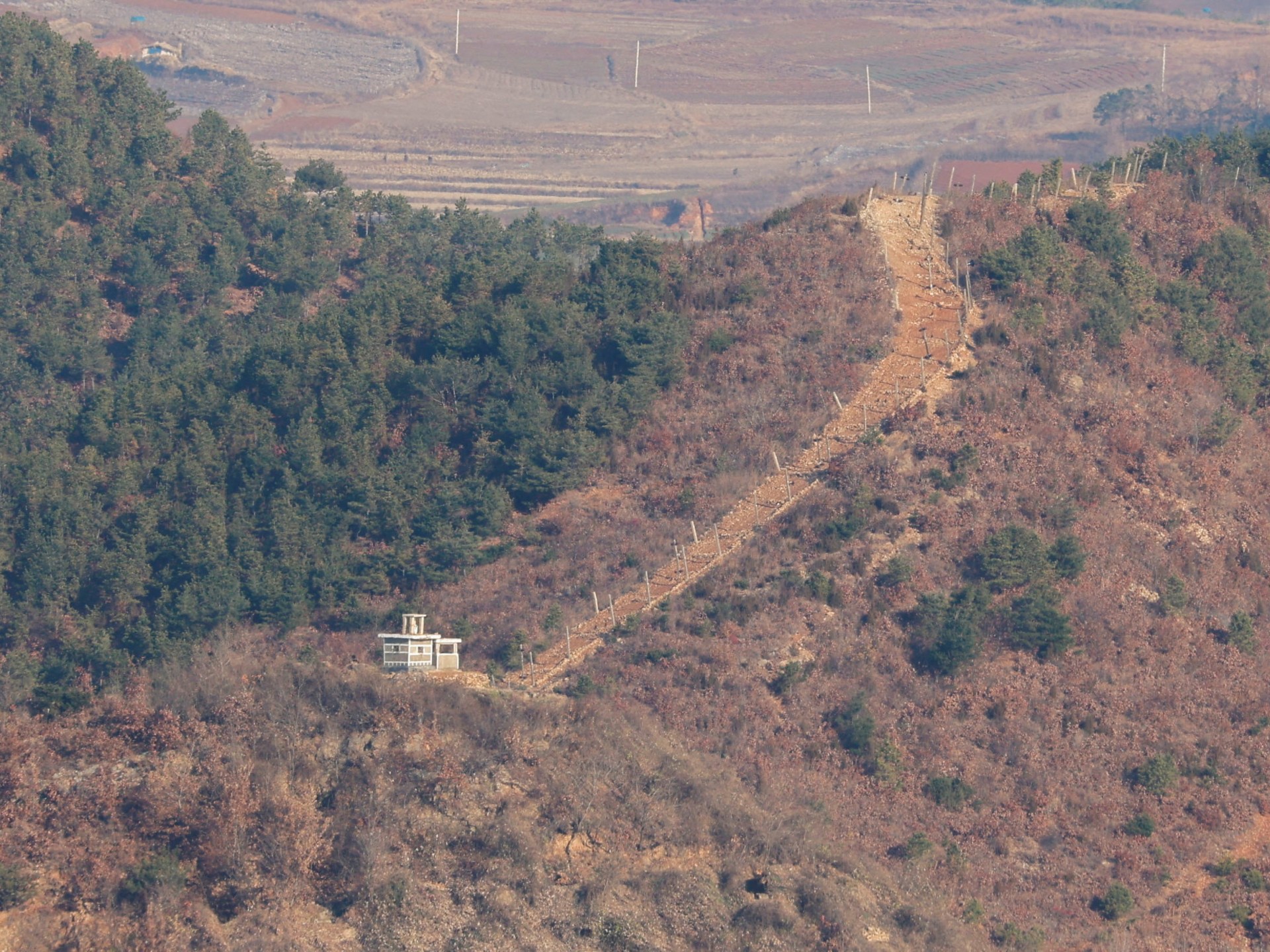 Seoul demands North Korea apology over DMZ mine incident