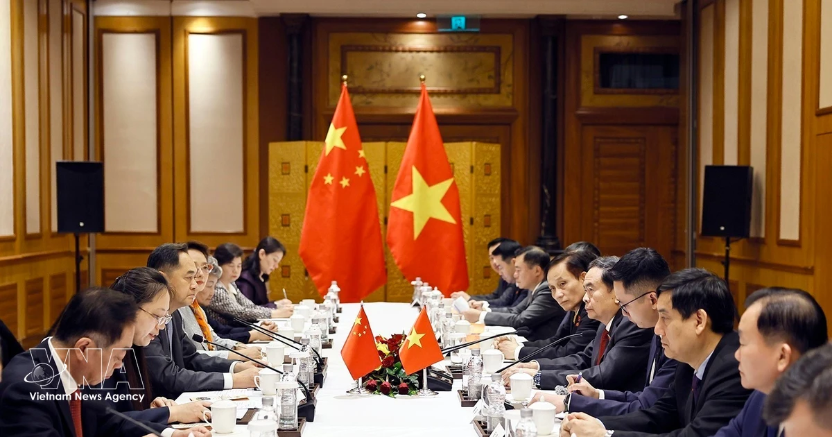 Vietnam's NA President concludes Beijing visit with friendship delegation talks