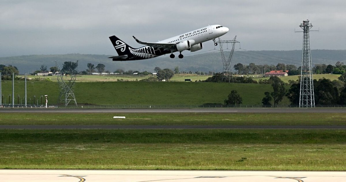 Western Sydney Airport opens with inaugural international service