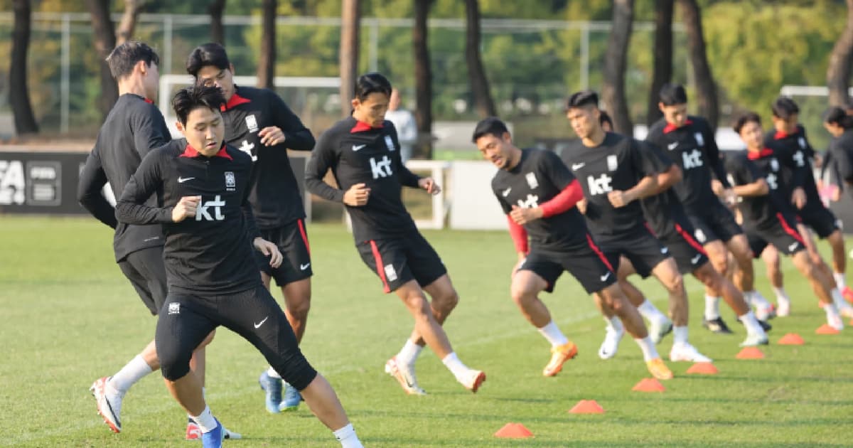 Pemain Bola Sepak Korea Selatan Laporkan Gejala Berkaitan Haba