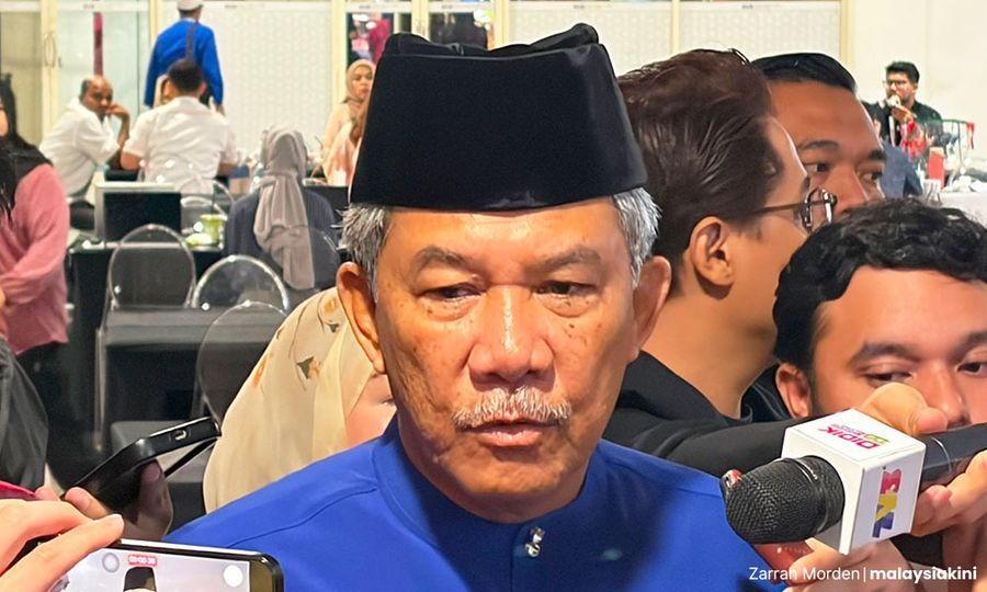 UMNO pushes for early general election, signals flexible coalition approach