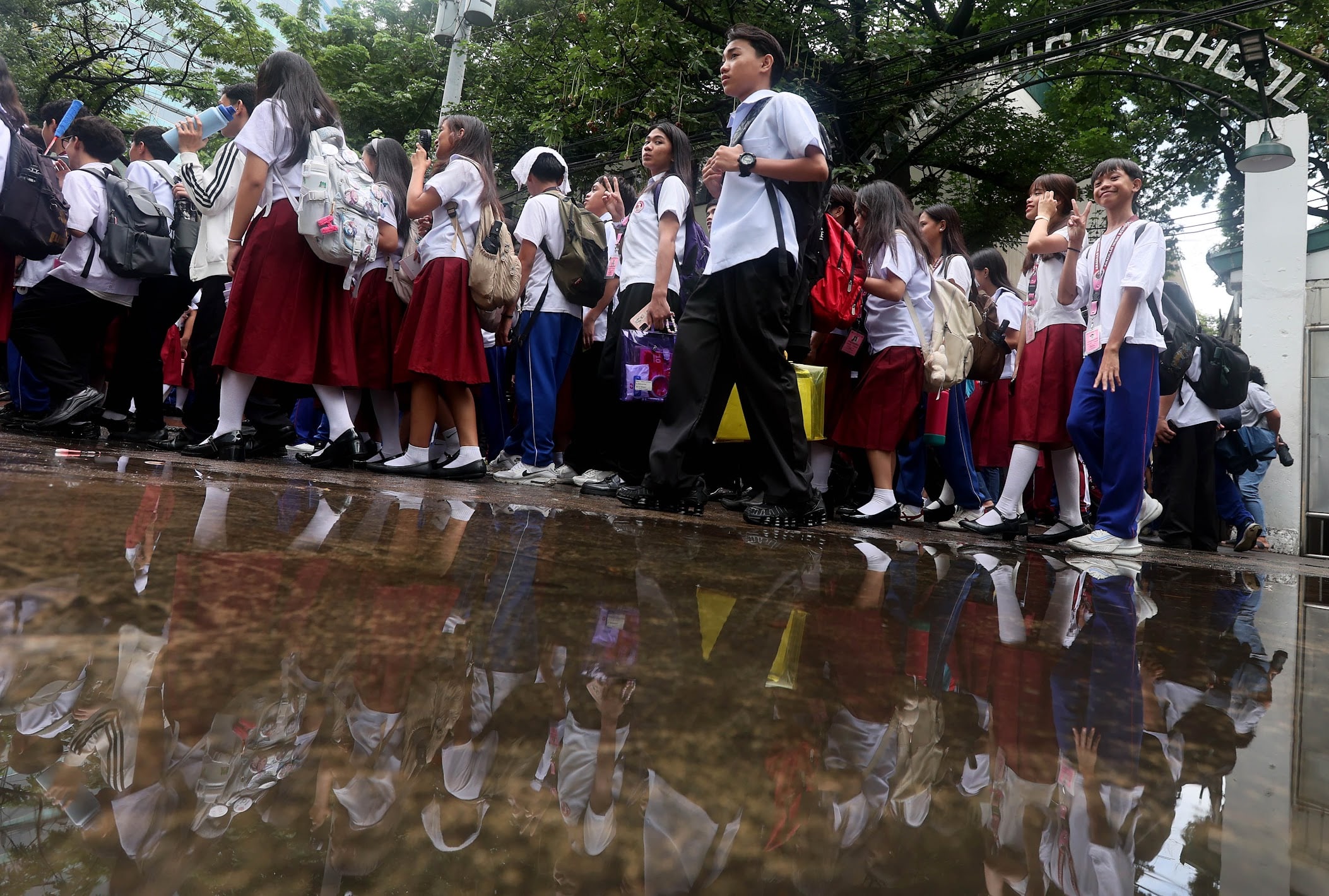 Multiple schools across Philippines suspend classes amid health concerns