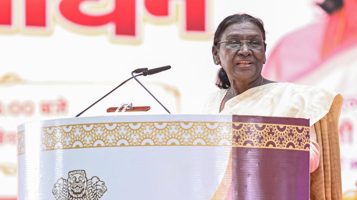 President lauds Chhattisgarh youth rejecting Maoist ideology