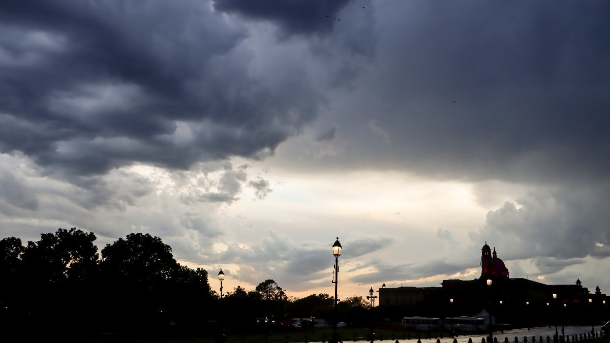Delhi temperatures dip after weekend rain, autumn chill sets in