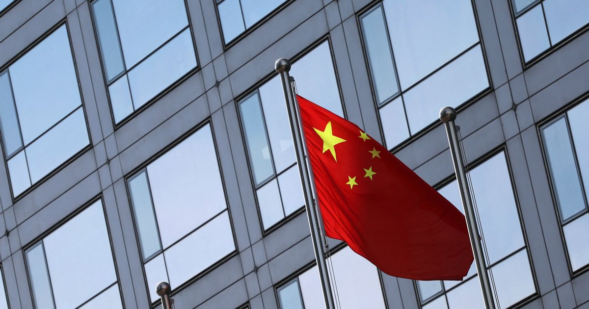 China sentences ex-security regulator to death with reprieve over graft