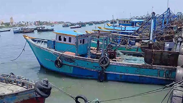 Indian fishermen launch indefinite strike over detained crew members