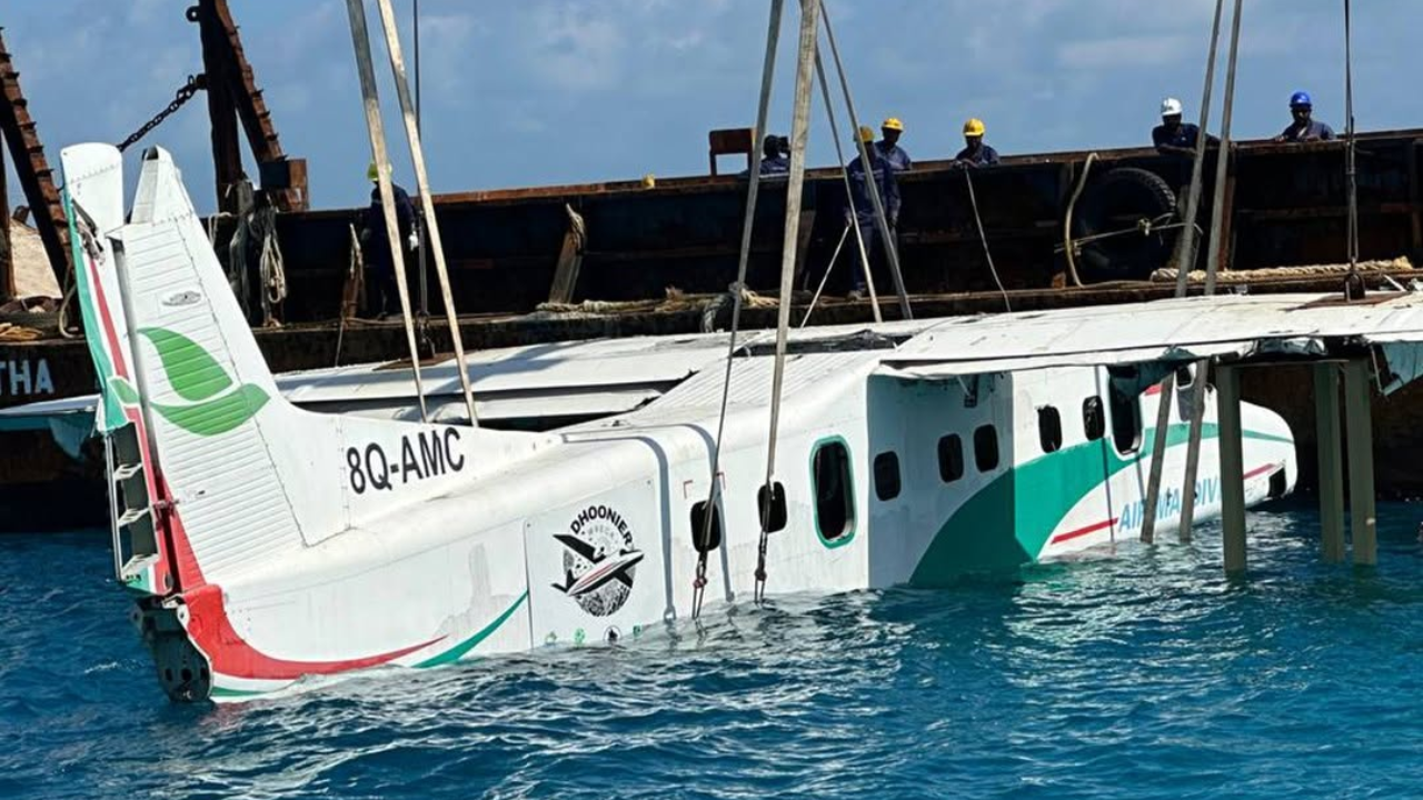 Maldives creates underwater aviation reef with sunken aircraft