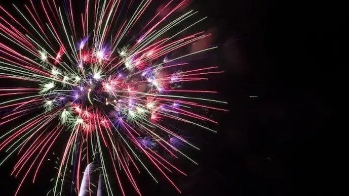 Supreme Court clears next-gen green firecrackers for Delhi Diwali celebrations
