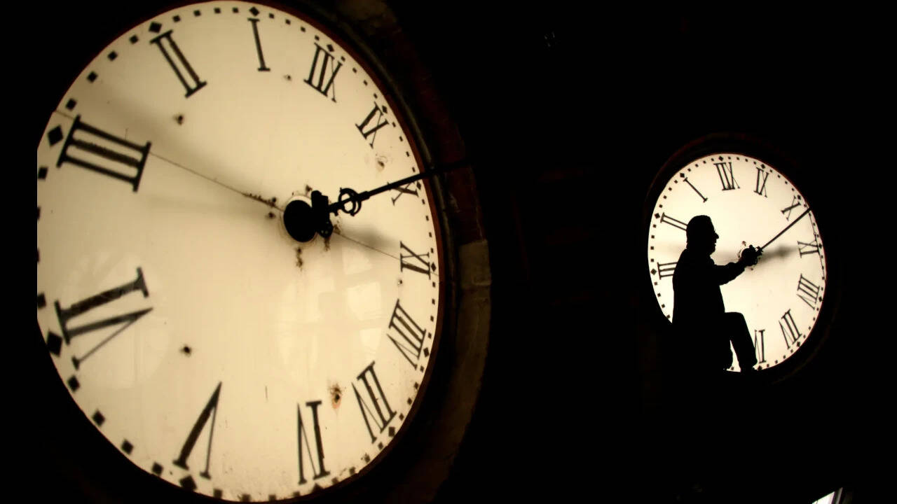Canadian region adopts permanent daylight saving time to reduce business disruption