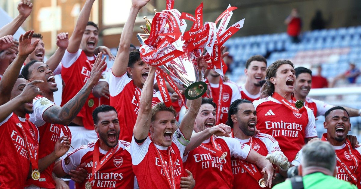 English Premier League Season Kicks Off with New Contenders and Transfer Drama