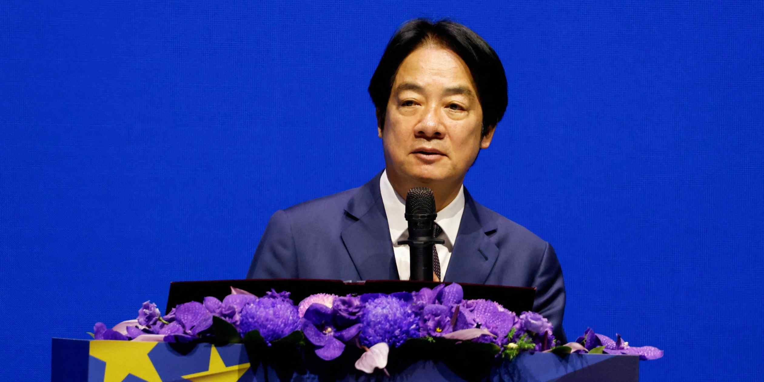 Taiwan Labor Minister to Represent Island at APEC Summit in China