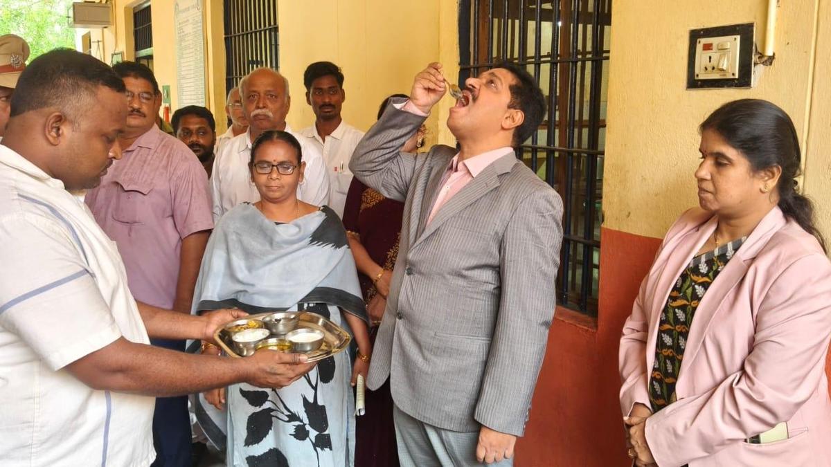 Nellore DLSA Chief Pledges Free Legal Aid for Indigent Prisoners