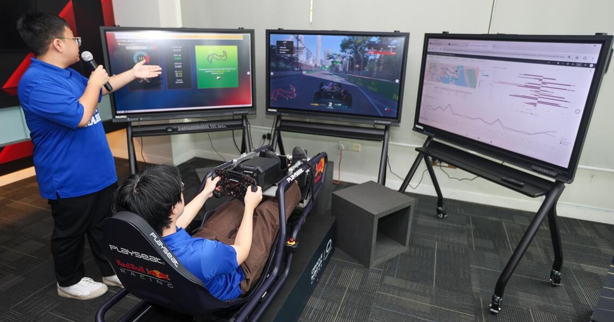 Temasek Polytechnic launches DRIVE Lab with F1 simulator for data science students