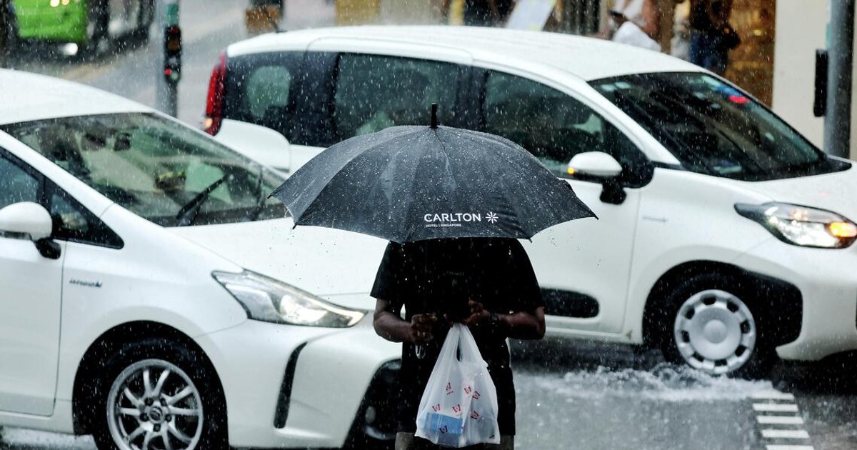 Singapore braces for wet, warm conditions as October winds down