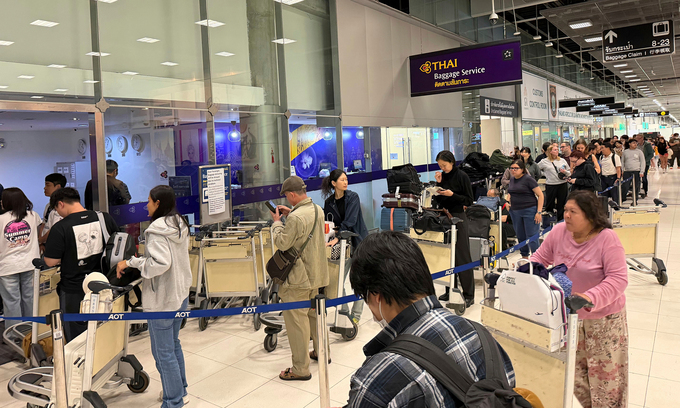 Thai Airways CEO ousted following airline's flood response failures