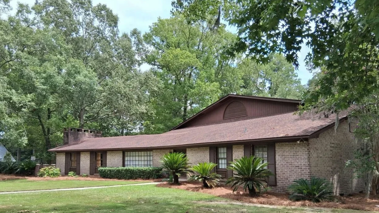 Quirky 1958 Ranch Estate with Triple Kitchens Listed for $1.2 Million