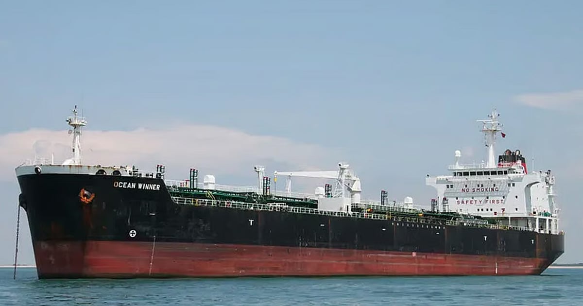 Bangladeshi sailor among 22 missing after cargo vessel sinks near India