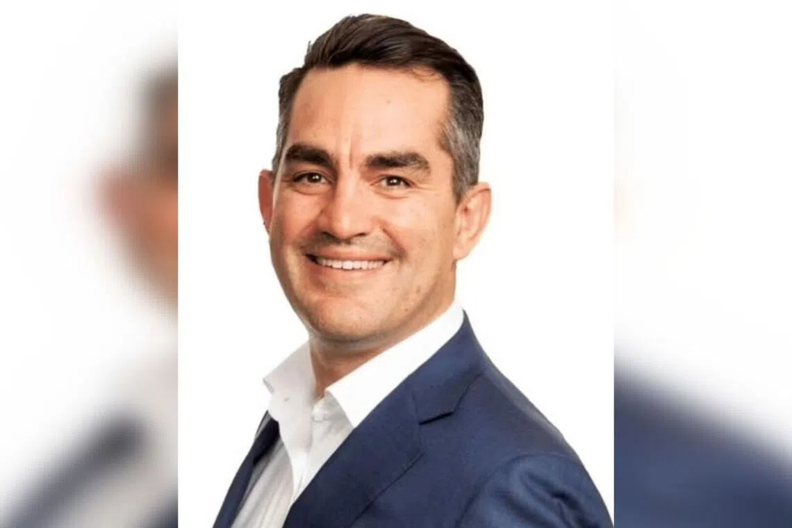 ASIC sues retailer's former chief over market disclosure failure