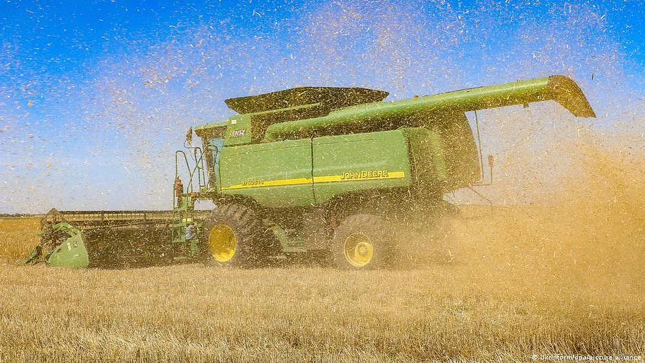 Russia's Ukraine blockade threatens global food security, warns analysts