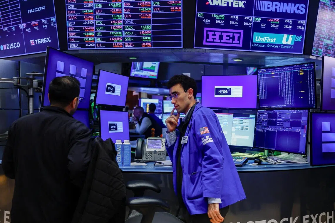 US stocks mixed as inflation data signals economic moderation