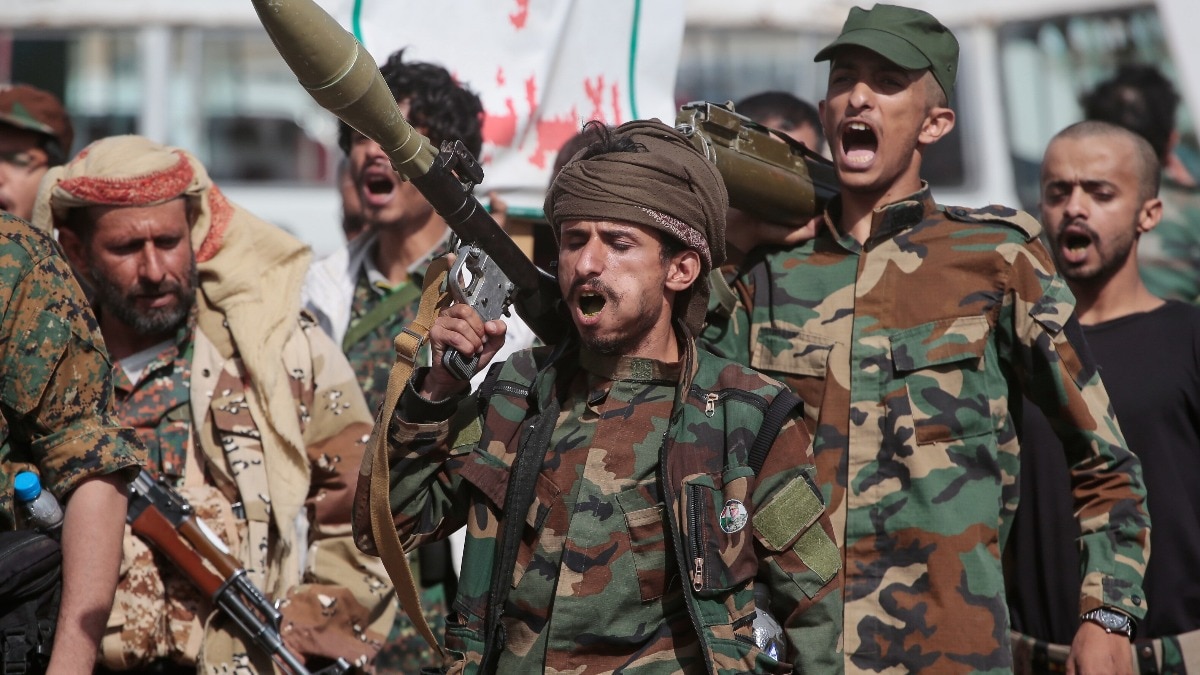 Saudi Arabia tightens security as Houthi missile attacks escalate