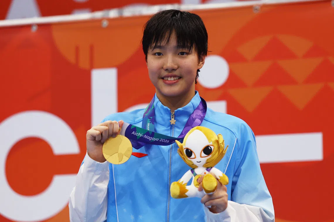 Chinese swimmer Yu Zidi completes stunning hat-trick at Asian Games