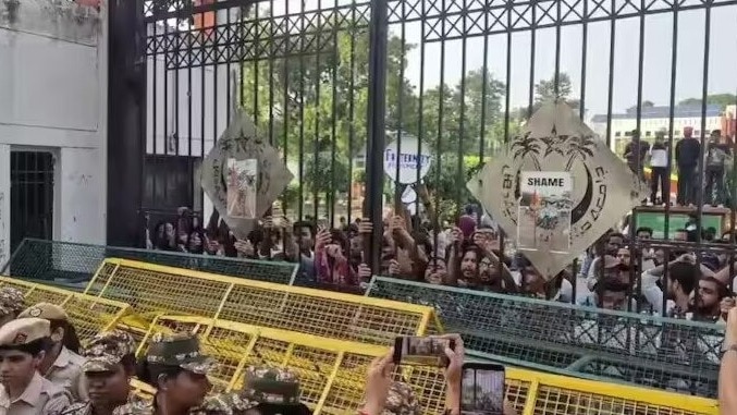 Jamia Millia Islamia to Resume Classes Monday After Unrest