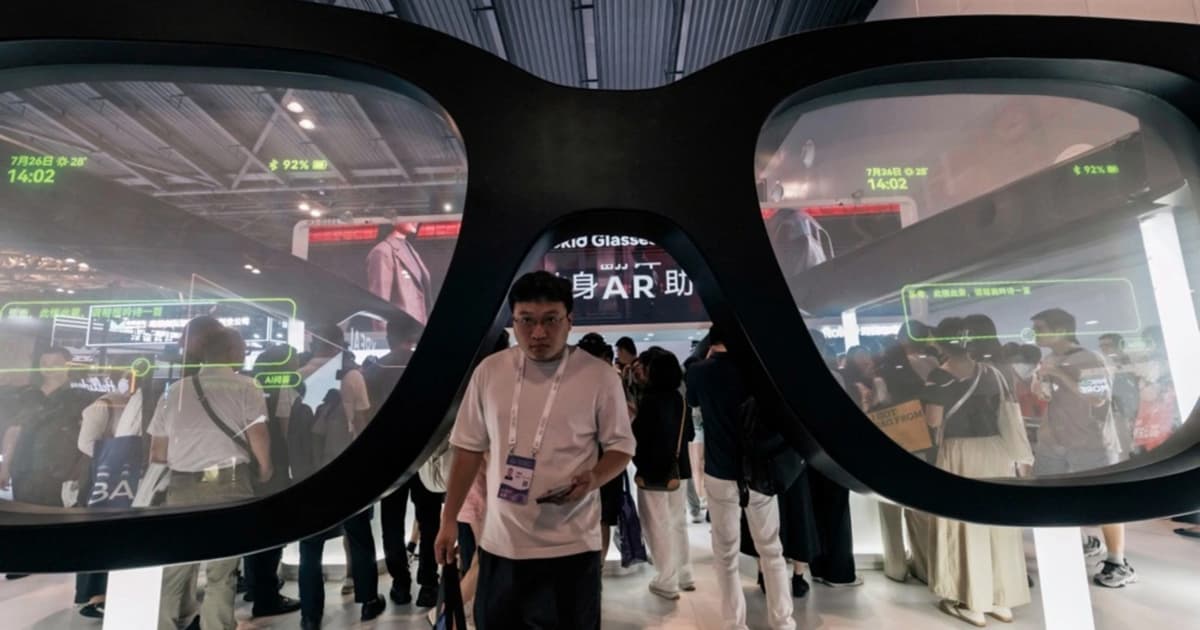 Australia investigates privacy risks in Chinese smart glasses app