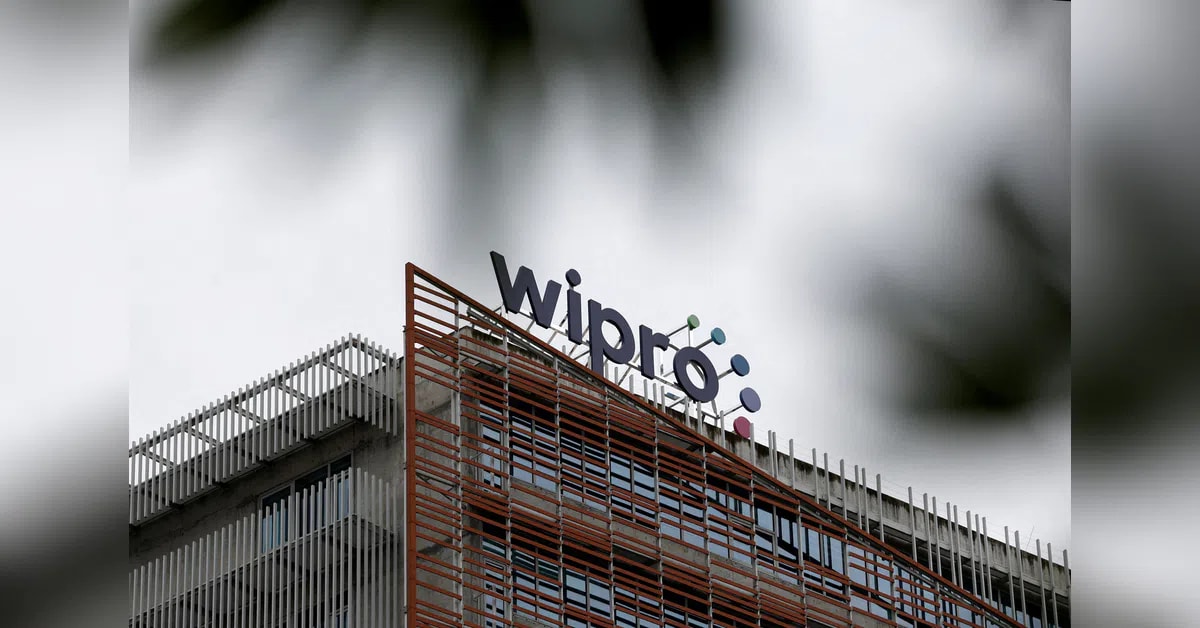 Wipro Consumer Care launches premium pet food brand Snuggles in India
