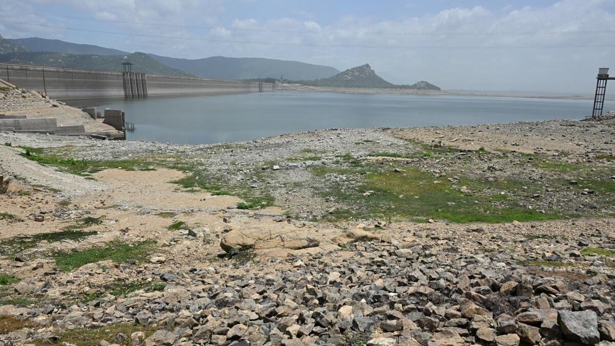 Mettur Dam Water Level Dips Below 65 Feet Amid Low Inflows