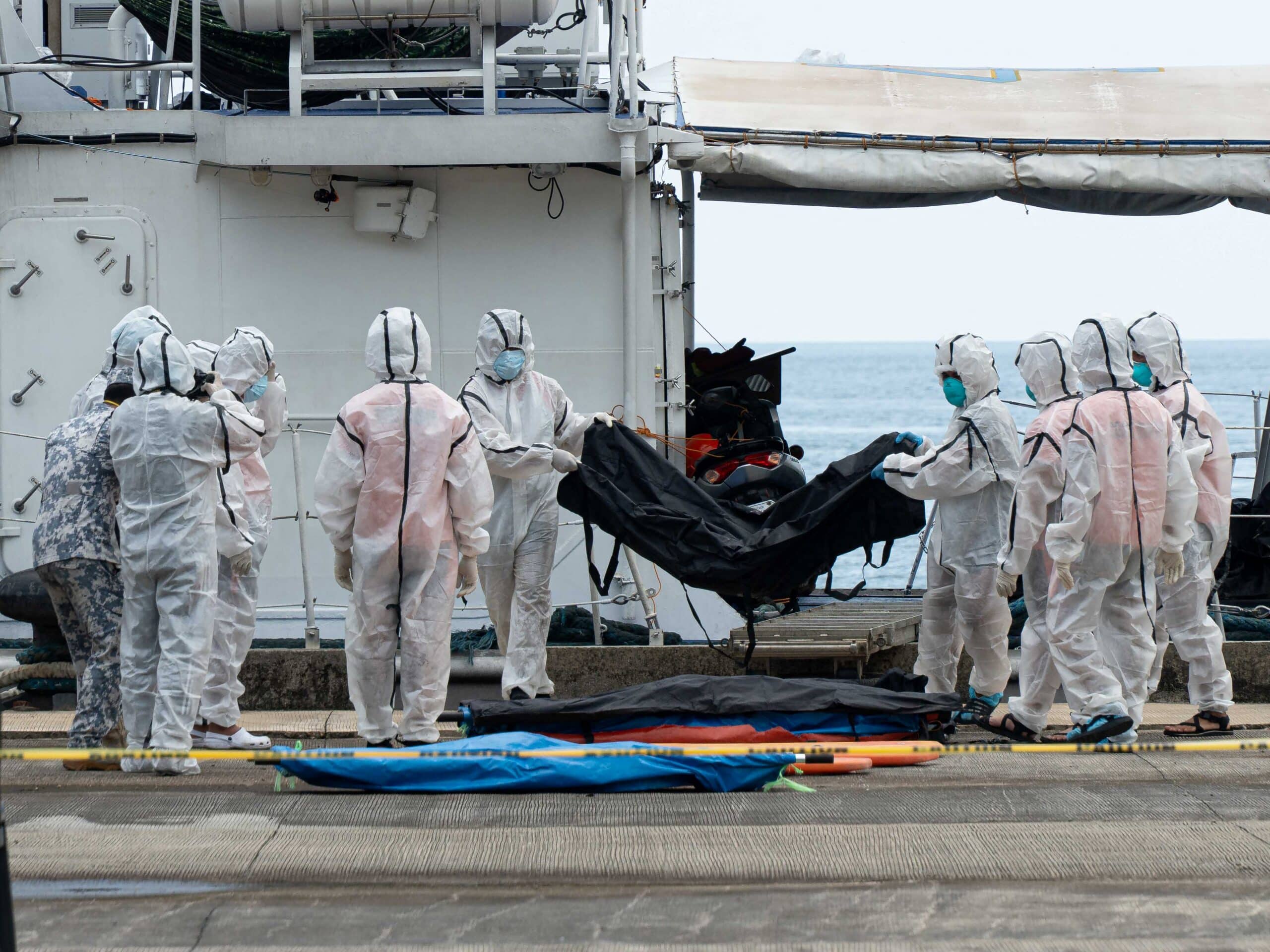 Death toll from Philippine ferry fire rises to 76 as recovery continues