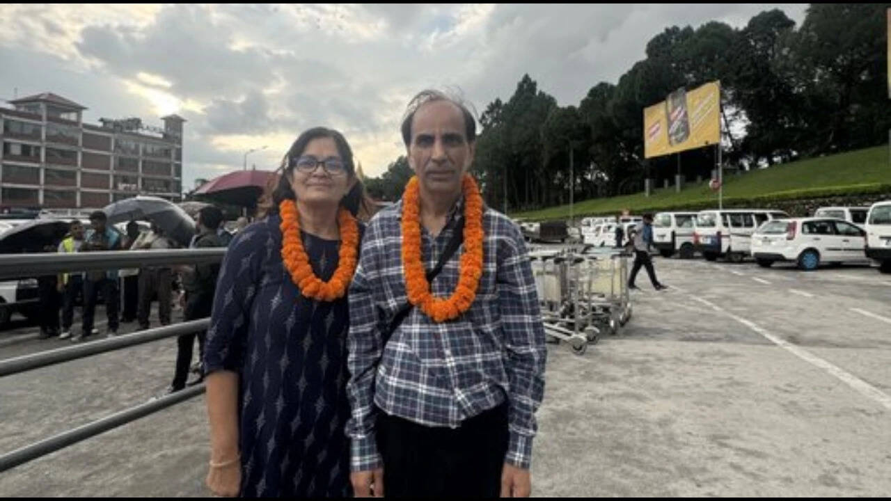 Indo-American doctor seeks help as parents missing in Nepal floods
