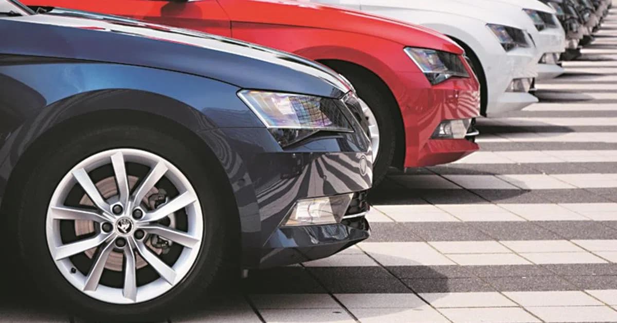 Maharashtra leads vehicle sales in India's first quarter; UP dominates two-wheelers