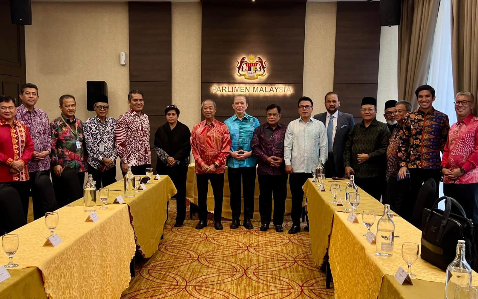 Pemuda Bantah Tuduhan 'Melutut', Tekankan Bersatu Kekal Bebas