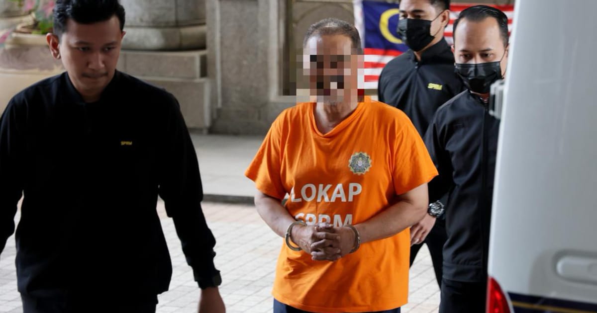 Bekas Menteri Hadir di Mahkamah untuk Prosiding Reman
