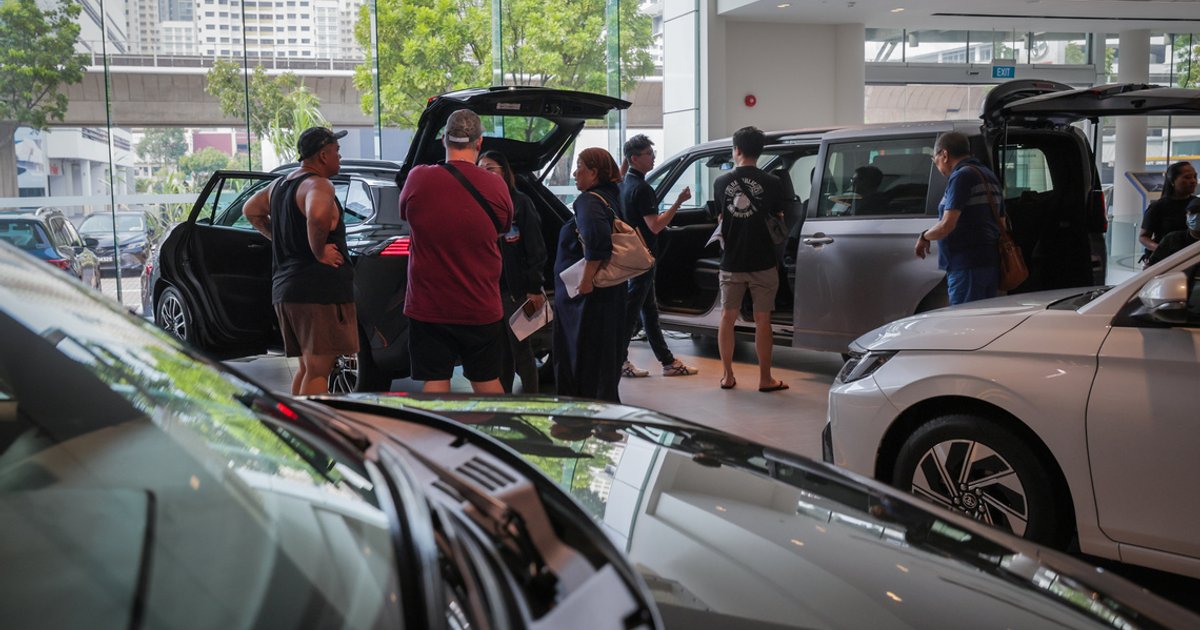 Motor traders propose vehicle length as COE classification metric