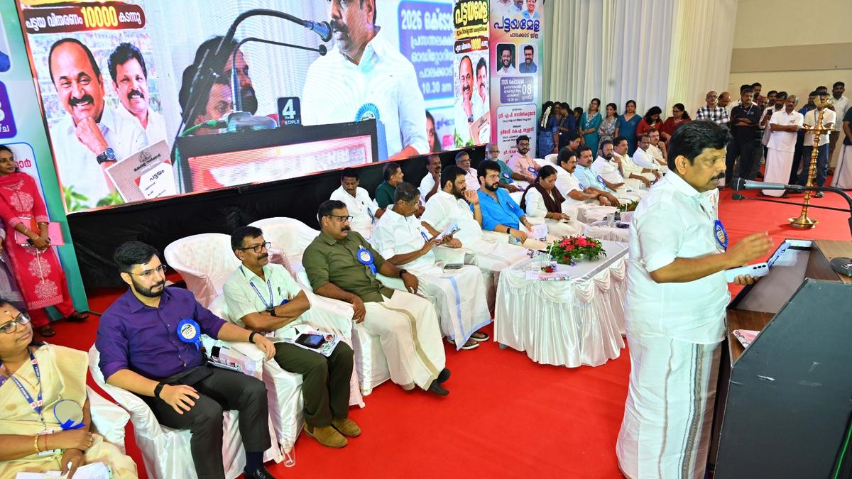Kerala to convene special meet on Attappadi land rights dispute