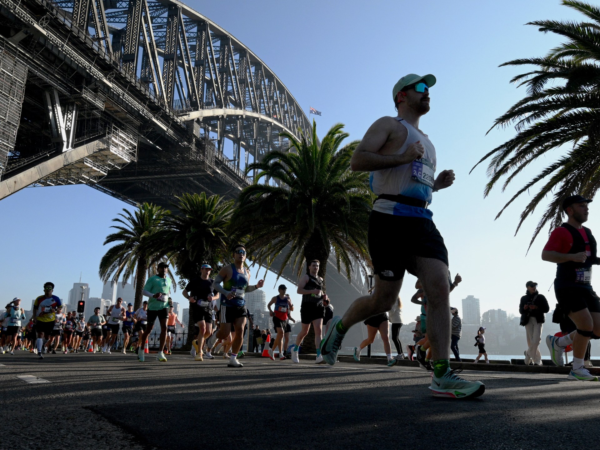 Israeli military personnel run Sydney Marathon amid protest opposition